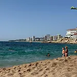 Beachfront Studio, Sea Views, Rooftop Terrace, Playa De Aro * Castell-Platja d'Aro