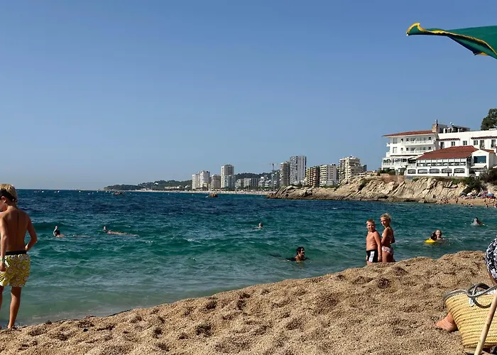 Beachfront Studio, Sea Views, Rooftop Terrace, Playa De Aro * Castell-Platja d'Aro