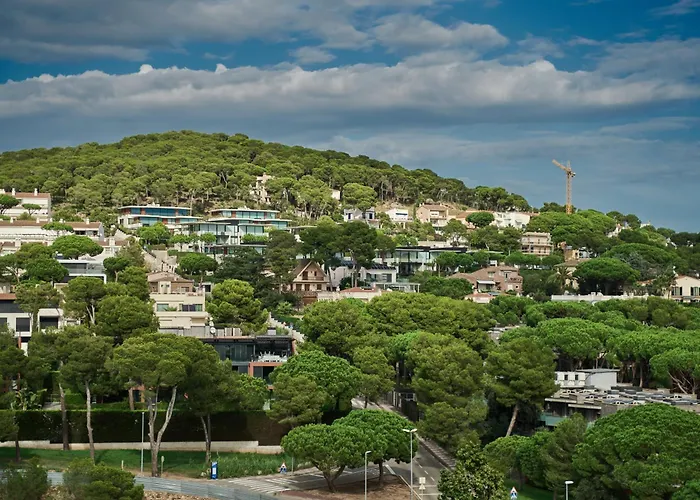 Beachfront Studio, Sea Views, Rooftop Terrace, Playa De Aro Apartment *