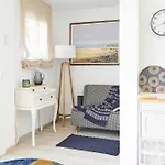 Beachfront Studio, Sea Views, Rooftop Terrace, Playa De Aro Платжа-д'Ару