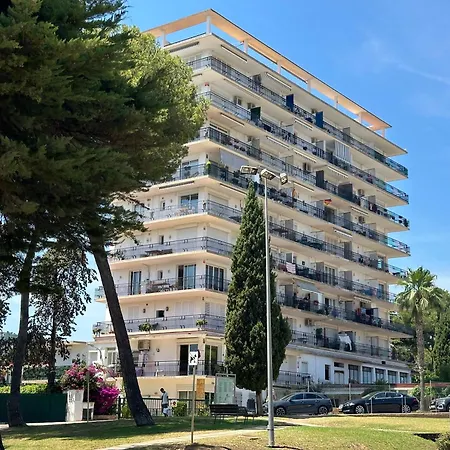 Beachfront Rooftop Haven In Playa De Aro Платжа-д'Ару