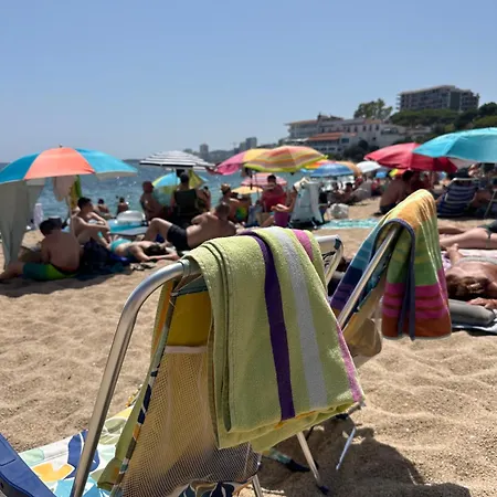 Beachfront Rooftop Haven In Playa De Aro *