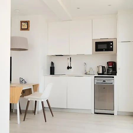 Beachfront Rooftop Haven In Playa De Aro