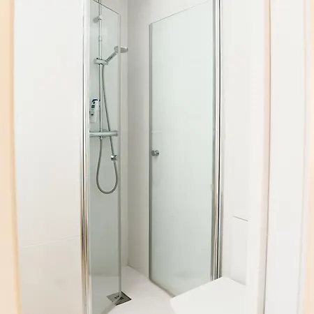 شقة Beachfront Rooftop Haven In Playa De Aro بلاتجا ذارو