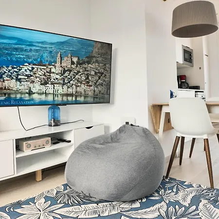 Beachfront Rooftop Haven studio in Playa de Aro