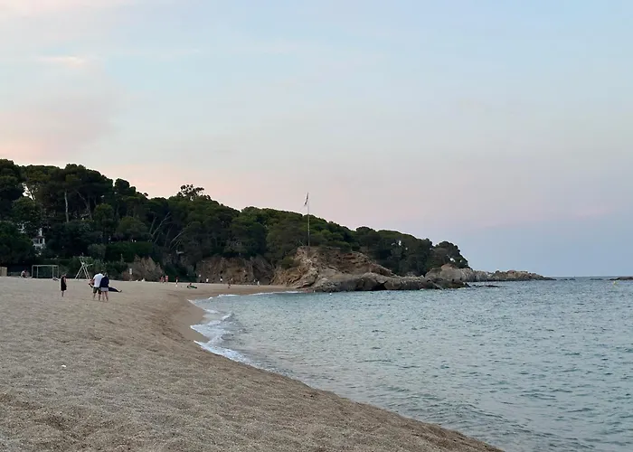 Beachfront Studio, Sea Views, Rooftop Terrace, Playa De Aro Lägenhet *