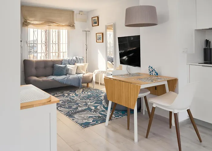 Beachfront Rooftop Haven studio in Playa de Aro * Platja d'Aro (Playa de Aro)